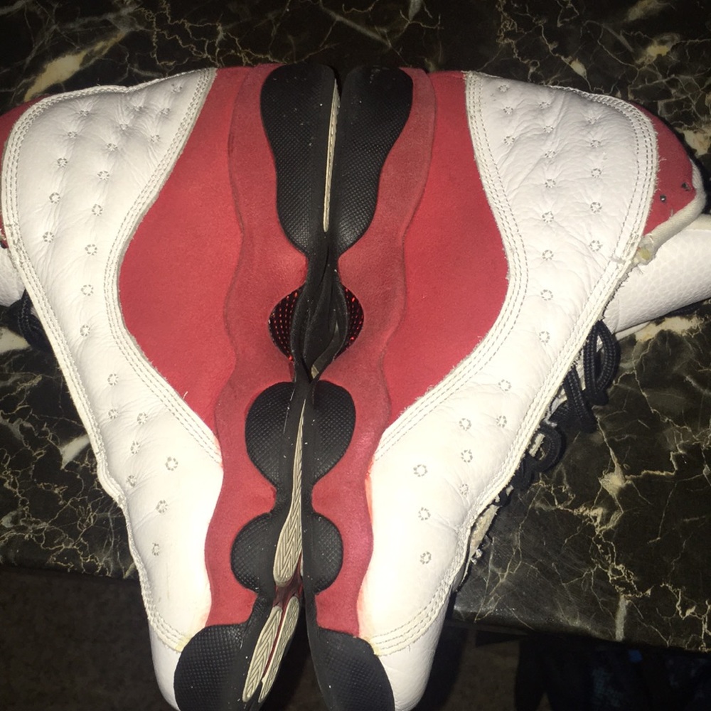Kids Jordan’s size 5y.